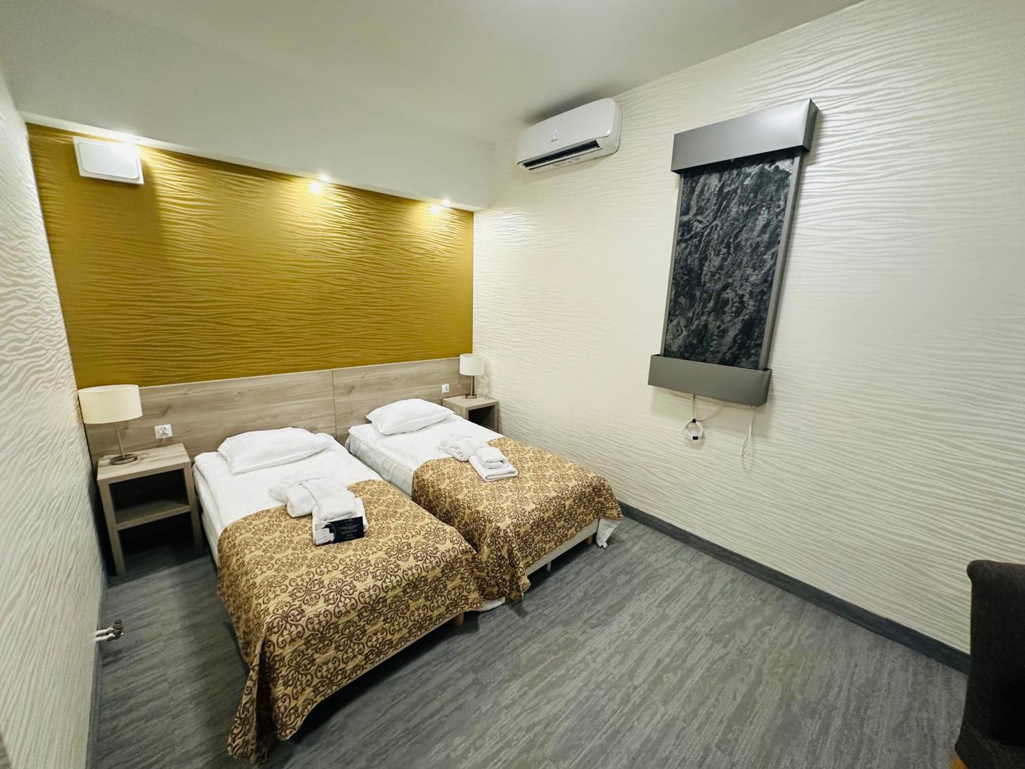 Miejsca Noclegowe W Arka Medical Spa كولوبرزيغ المظهر الخارجي الصورة